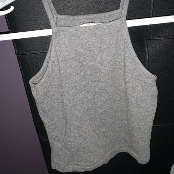 Tank top - Picture 2 of 3